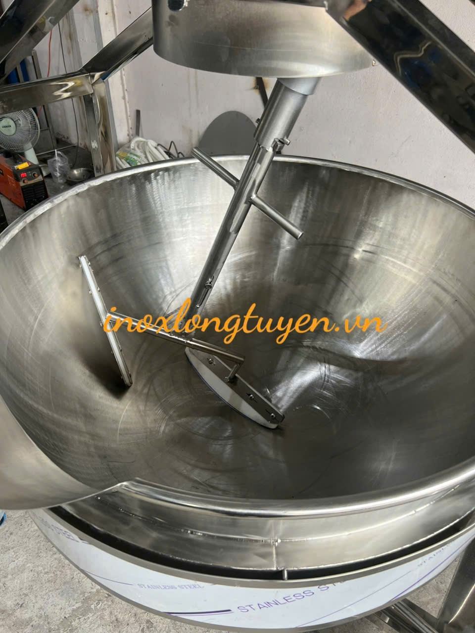 Chảo xào nhân công nghiệp công suất lớn 500L