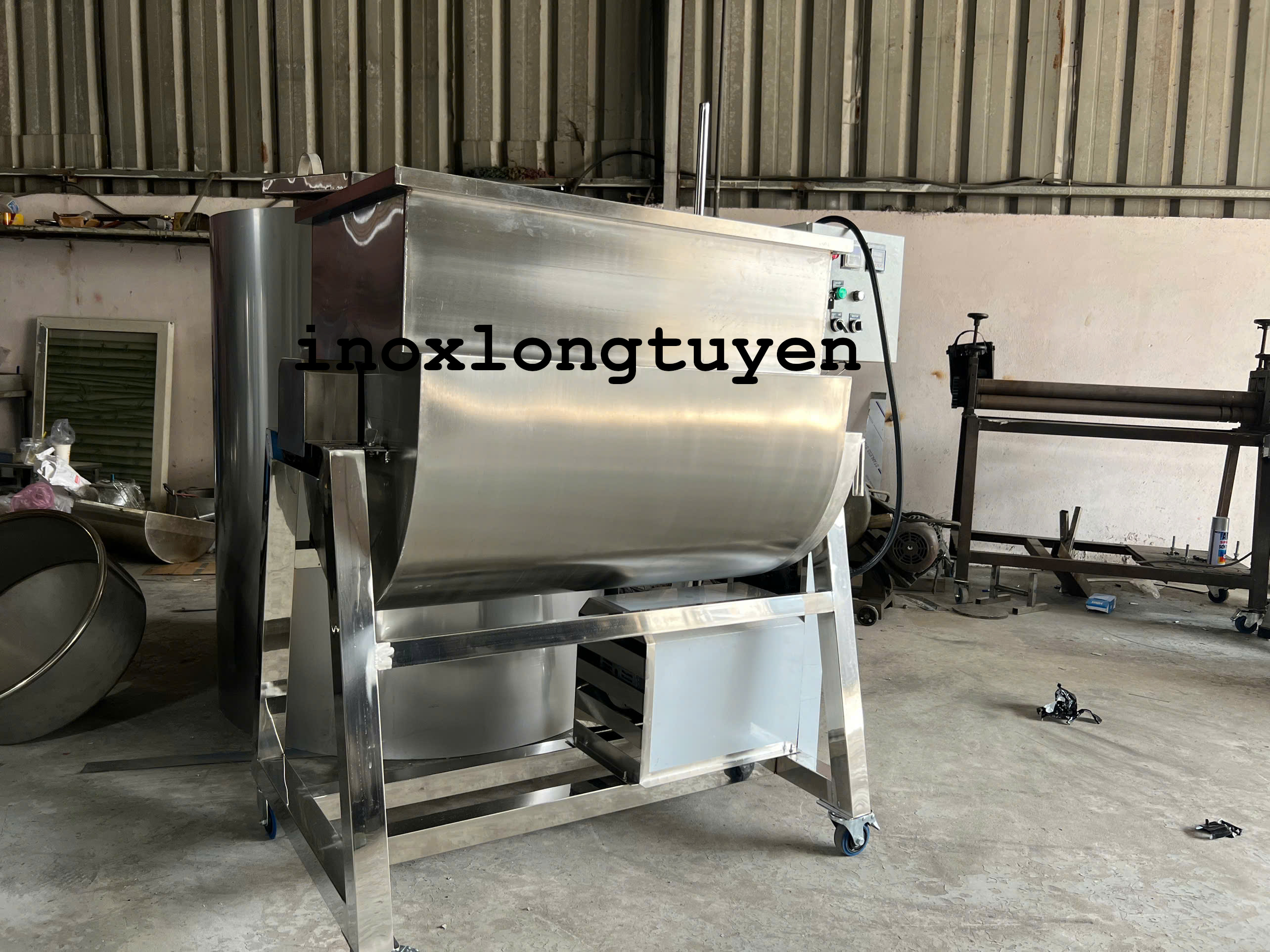 Máy trộn gia nhiệt công nghiệp LT-TGN100